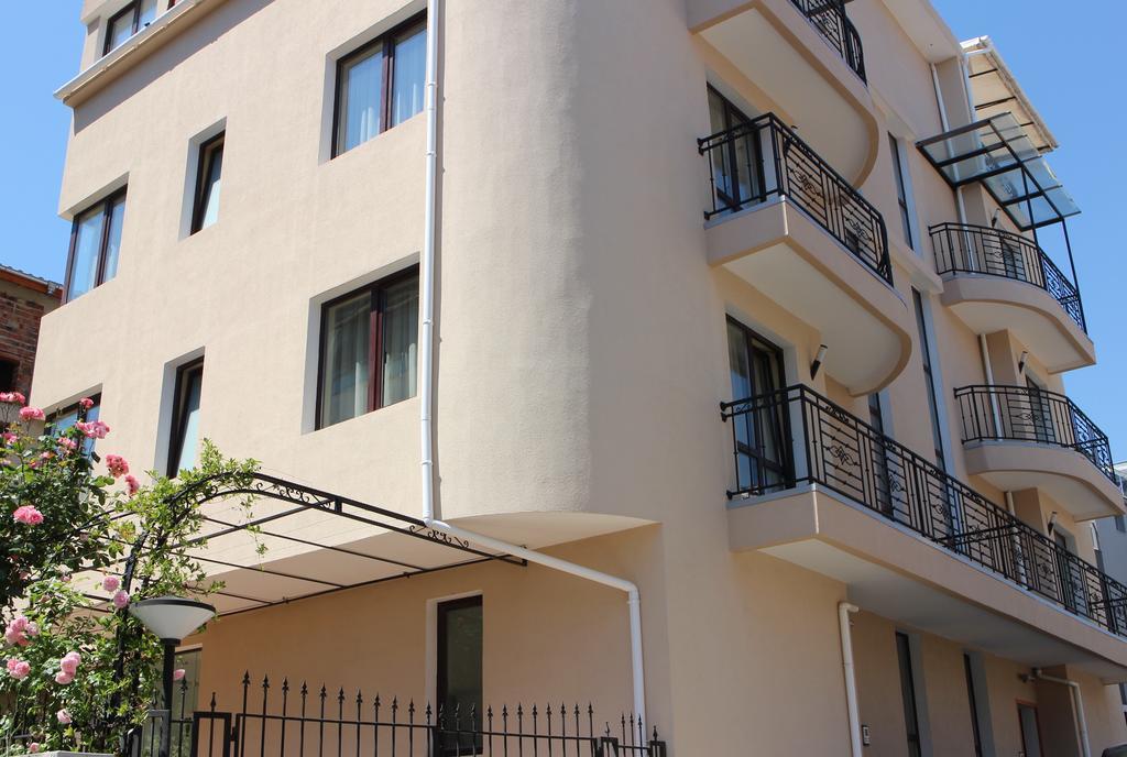 Flowers Apartments เนเซบาร์ ภายนอก รูปภาพ