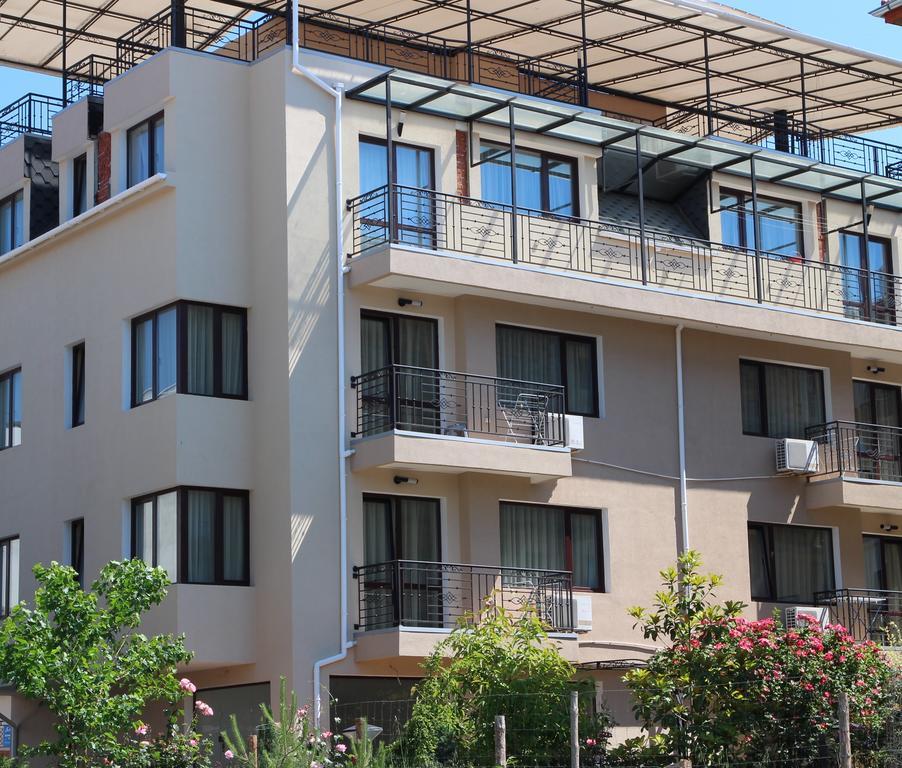Flowers Apartments เนเซบาร์ ภายนอก รูปภาพ