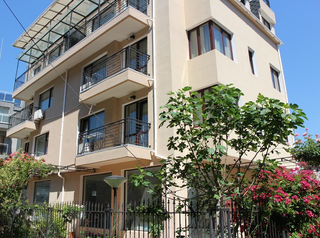 Flowers Apartments เนเซบาร์ ภายนอก รูปภาพ